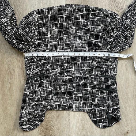 Halogen (Nordstrom) Black and White Open Front Blazer, Women’s Small - Picture 7 of 8